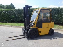 Caterpillar diesel forklift
