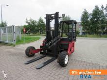 diesel heftruck Moffett
