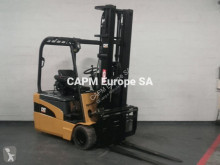 chariot électrique Caterpillar