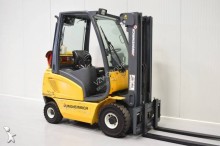 Jungheinrich gas forklift