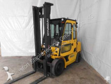 Hyundai 33D-7E