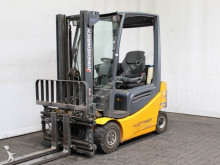 carrello elevatore elettrico Jungheinrich