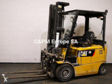 chariot électrique Caterpillar