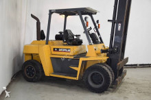 diesel heftruck Caterpillar