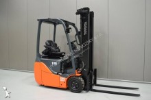 used electric forklift