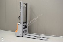 used electric forklift
