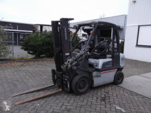 chariot à gaz Nissan