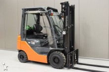 Toyota gas forklift