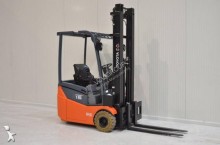 Toyota electric forklift