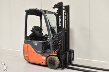 Toyota electric forklift