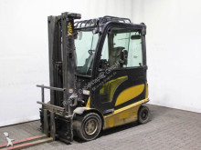 used electric forklift