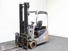 Still electric forklift