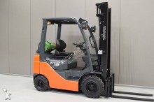 used electric forklift