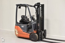 used electric forklift