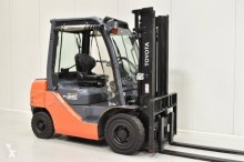 used diesel forklift