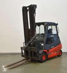 Linde electric forklift