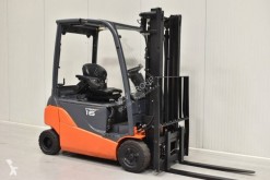used electric forklift