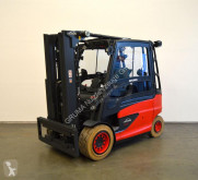 Linde electric forklift