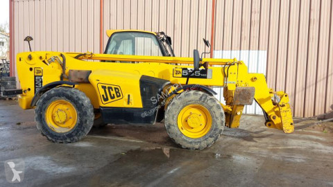 chariot tout terrain JCB 535 140