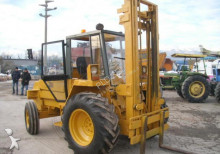 chariot tout terrain JCB 926