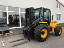 chariot tout terrain JCB 940-4 T4 // Triplex: 4,5m // Allrad