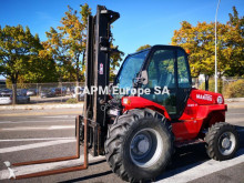 chariot tout terrain Manitou M26-4
