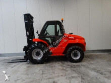 chariot tout terrain Manitou