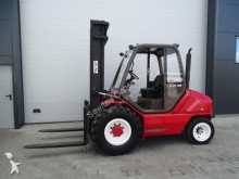chariot tout terrain Manitou