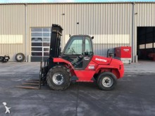 chariot tout terrain Manitou