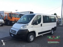 minibús Fiat