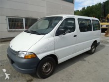 minibus Toyota