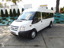 minibus Ford