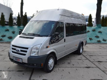 minibus Ford