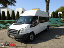 minibus Ford