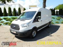 minibus Ford