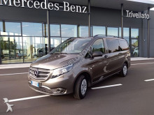 minibús Mercedes
