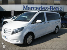 minibús Mercedes