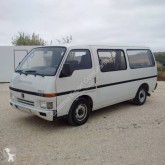 микроавтобус Isuzu