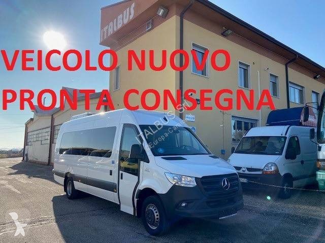 Vedere le foto Pullman Mercedes Sprinter 516 CDI