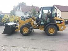 chargeuse sur pneus Caterpillar