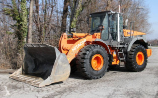 pala cargadora Hitachi ZW220