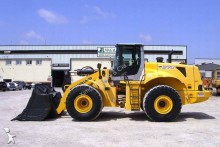 New Holland wheel loader