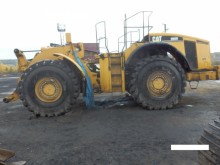 колёсный погрузчик Caterpillar