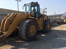 колёсный погрузчик Caterpillar