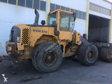 pá carregadora sobre pneus Volvo