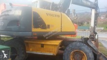 pá carregadora sobre pneus Volvo
