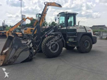 chargeuse sur pneus Terex