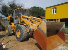 chargeuse sur pneus JCB
