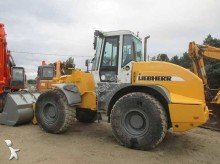 chargeuse sur pneus Liebherr