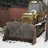 Caterpillar track loader